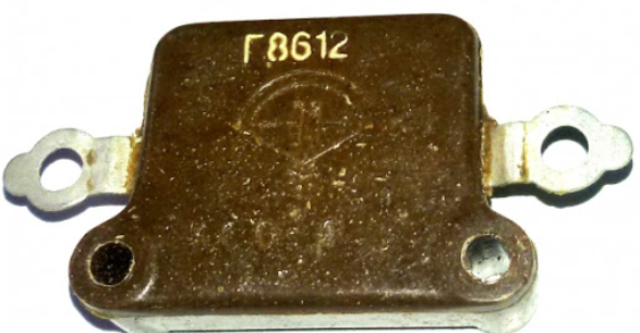 Конденсатор КСО-8  4700 пФ на 1600В.