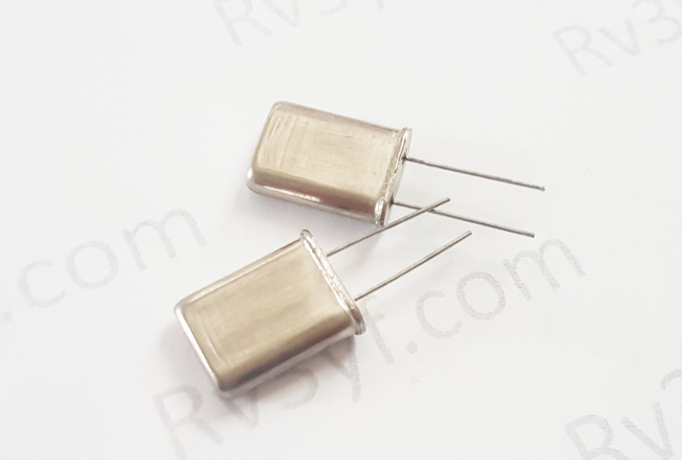 Кварц 5,449166 МГц  Б2 (HC49U) б/у.