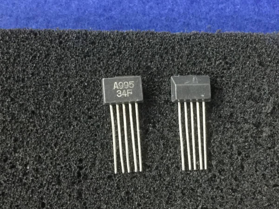 2SA995 (to126/5)