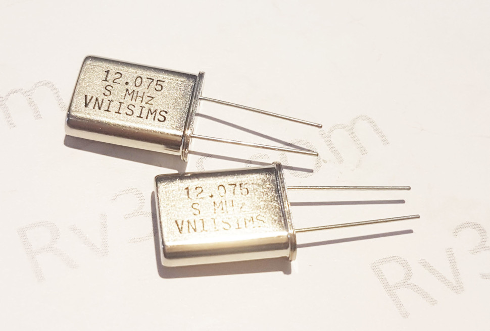 Кварц 12,075 МГц  Б2 (РК379М, HC49U, МА, КА)