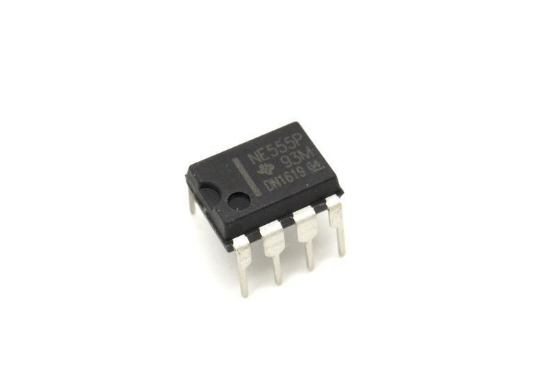 NE555N(dip8) =LM555, Таймеp