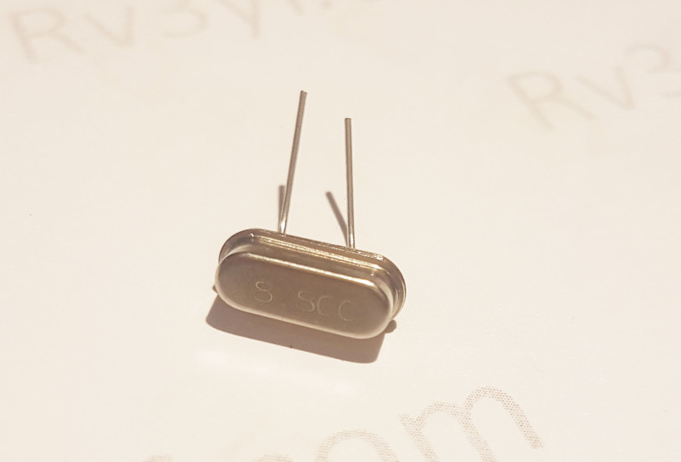 Кварц 8,800 МГц  Б2 (РК379М, HC49U, МА, КА)